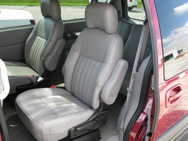 2004 Pontiac Montana Crew Cab 167 WB 4WD