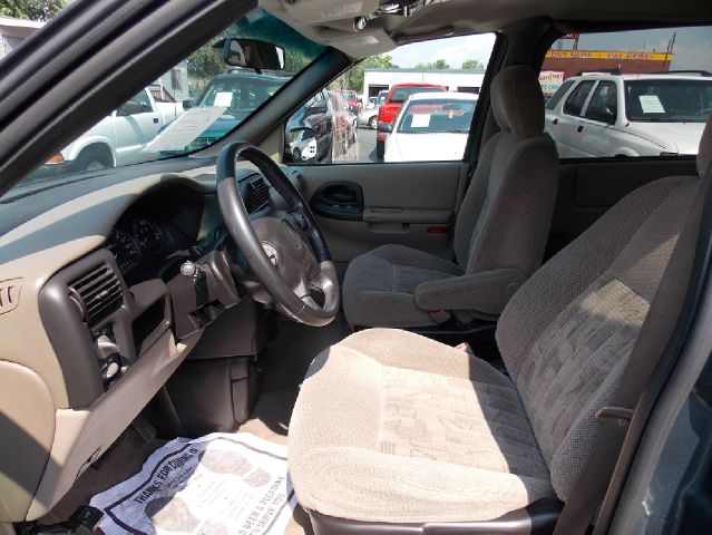 2005 Pontiac Montana Crew Cab 167 WB 4WD