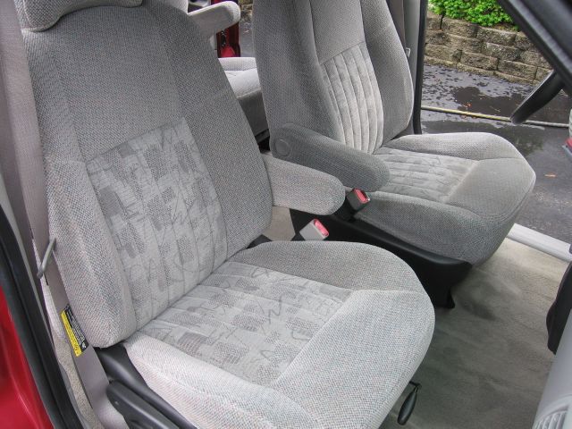 2005 Pontiac Montana SLT K