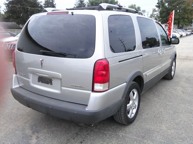 2005 Pontiac Montana SV6 RTL W/leather