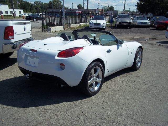 2006 Pontiac Solstice Marlin