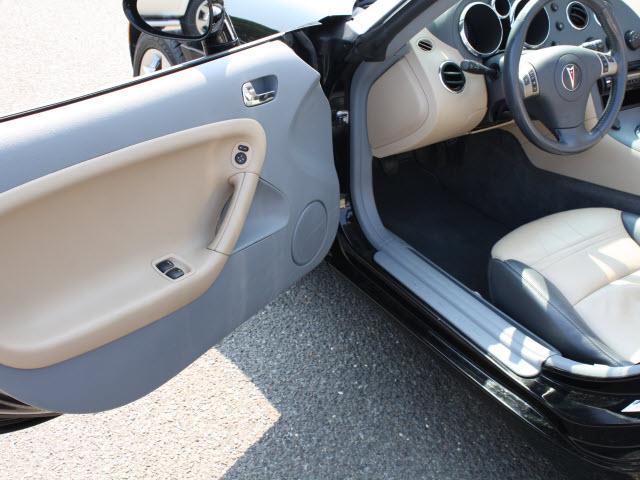 2006 Pontiac Solstice Unknown