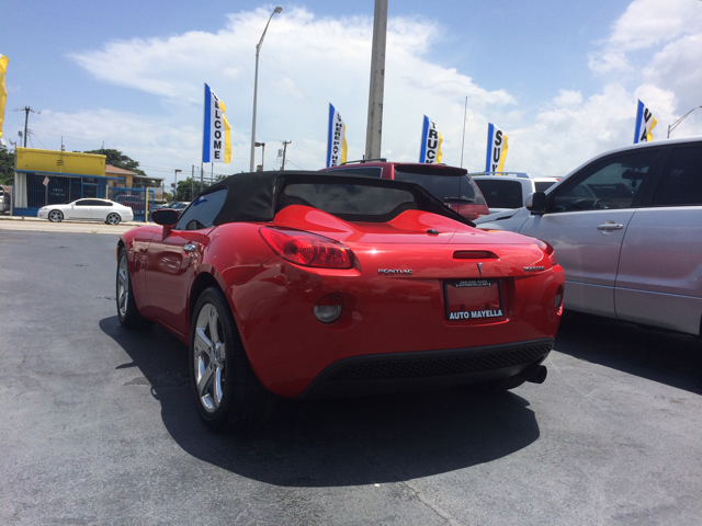 2006 Pontiac Solstice Conv. VERY RARE