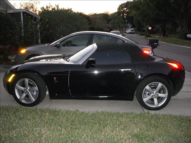 2006 Pontiac Solstice Unknown