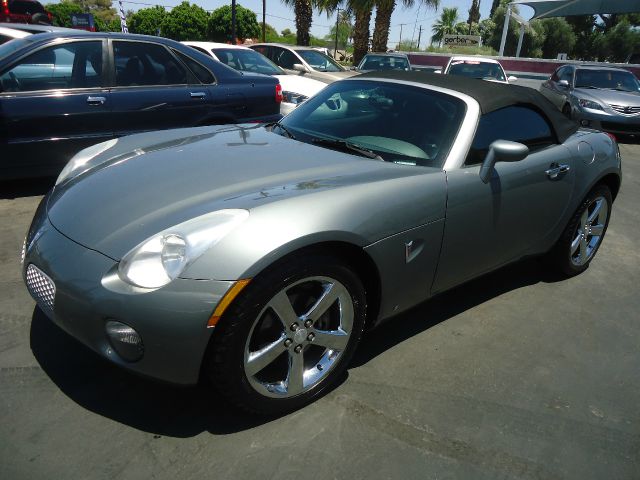 2007 Pontiac Solstice Conv. VERY RARE