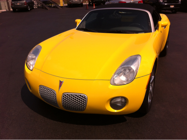 2007 Pontiac Solstice Base