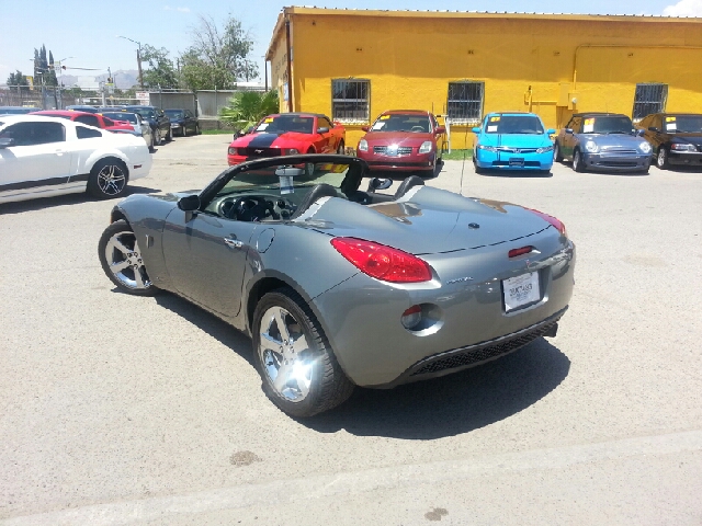 2007 Pontiac Solstice Base