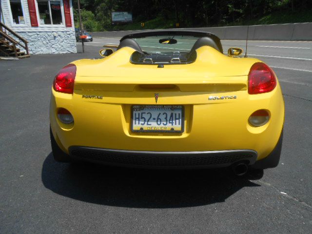 2007 Pontiac Solstice Base