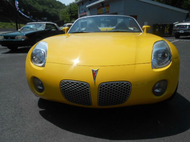 2007 Pontiac Solstice Base