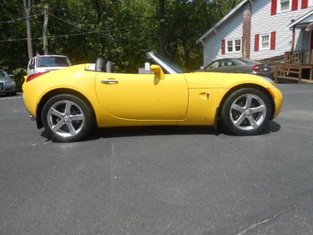 2007 Pontiac Solstice Base