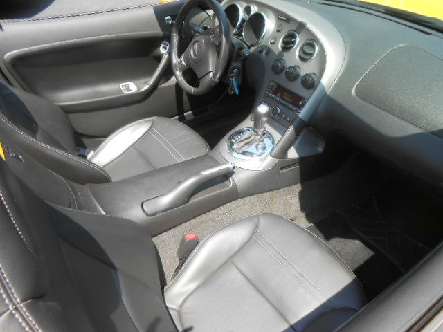 2007 Pontiac Solstice Base