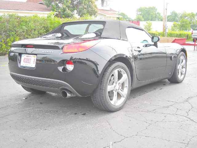 2007 Pontiac Solstice Base