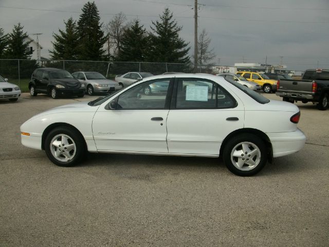 1998 Pontiac Sunfire Sport -5 Speed-stick-4x4