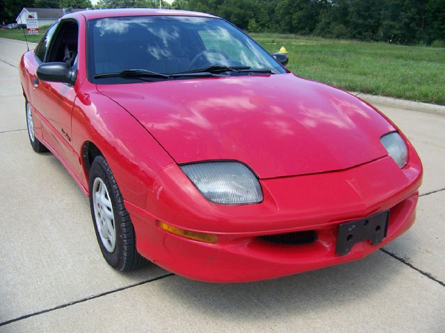 1999 Pontiac Sunfire 4dr Sdn SL Auto Sedan