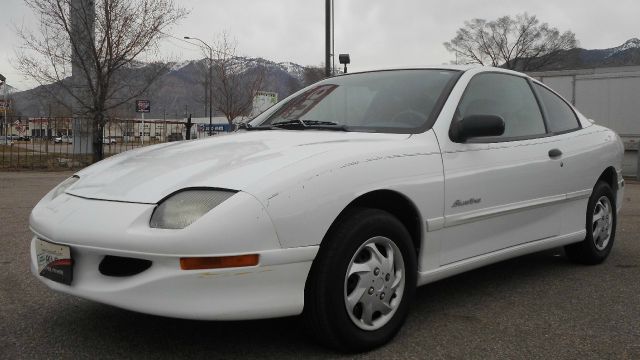 1999 Pontiac Sunfire 4dr Sdn SL Auto Sedan