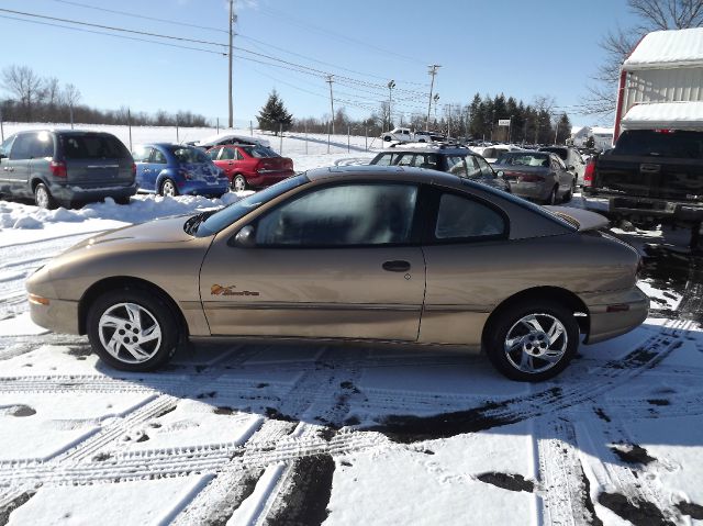 1999 Pontiac Sunfire SW 4DR