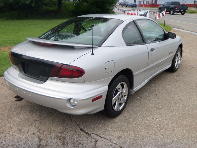 2000 Pontiac Sunfire 4dr Sdn SL Auto Sedan