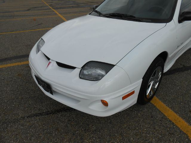 2000 Pontiac Sunfire 4dr Sdn SL Auto Sedan