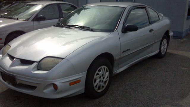 2000 Pontiac Sunfire 4dr Sdn SL Auto Sedan