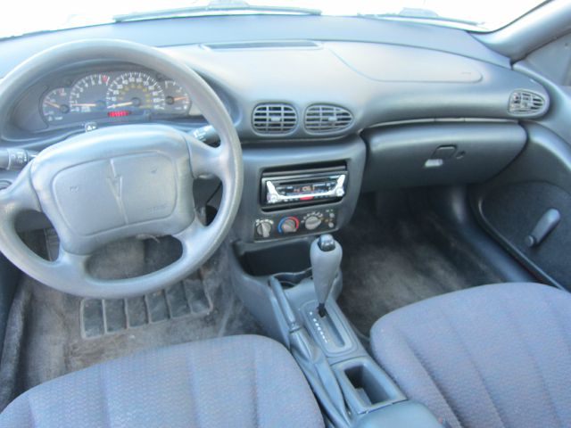 2001 Pontiac Sunfire 4dr Sdn SL Auto Sedan