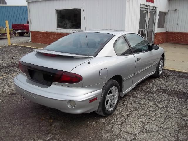 2001 Pontiac Sunfire 4dr Sdn SL Auto Sedan
