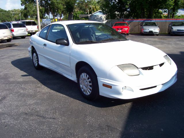 2001 Pontiac Sunfire 4dr Sdn SL Auto Sedan