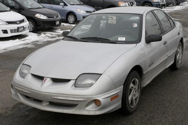 2001 Pontiac Sunfire V6 Deluxe