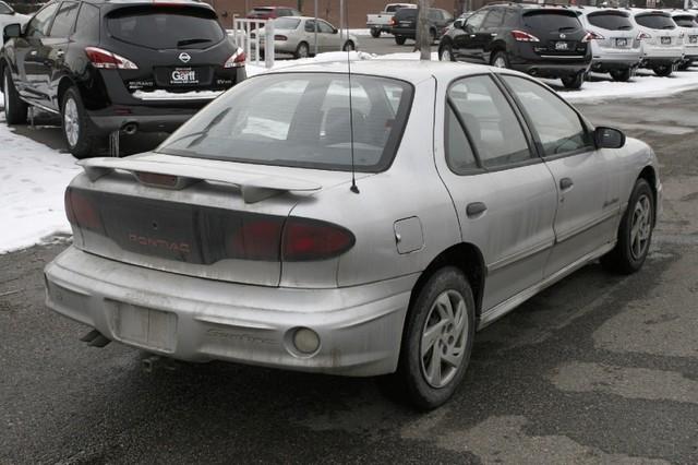 2001 Pontiac Sunfire V6 Deluxe