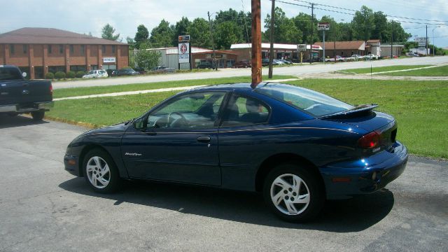 2001 Pontiac Sunfire 4dr Sdn SL Auto Sedan