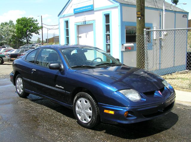 2002 Pontiac Sunfire 4dr Sdn SL Auto Sedan