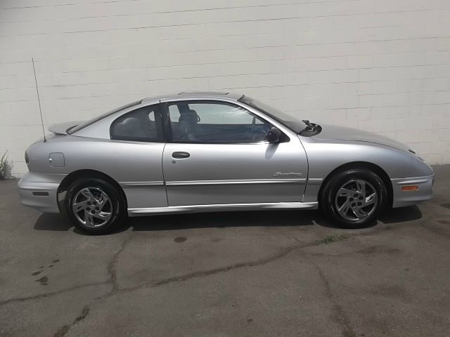 2002 Pontiac Sunfire 4dr Sdn SL Auto Sedan
