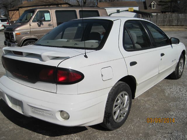 2002 Pontiac Sunfire Sport -5 Speed-stick-4x4