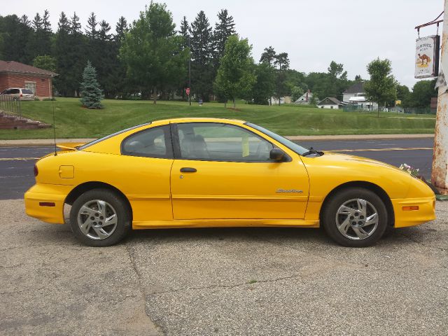 2002 Pontiac Sunfire 4dr Sdn SL Auto Sedan