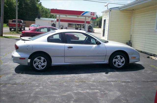 2002 Pontiac Sunfire SE