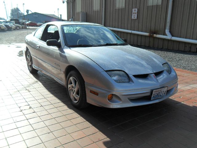 2002 Pontiac Sunfire 4dr Sdn SL Auto Sedan