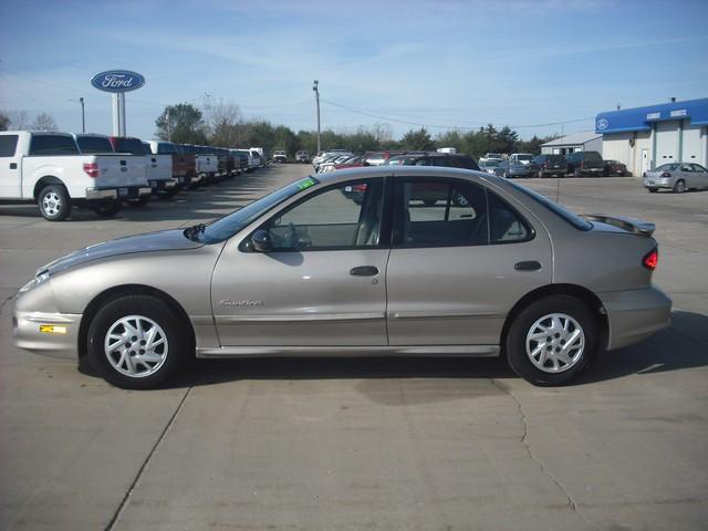 2002 Pontiac Sunfire SE