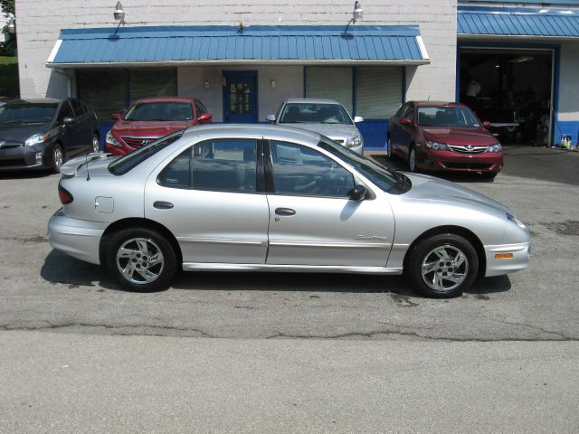 2002 Pontiac Sunfire Sport -5 Speed-stick-4x4