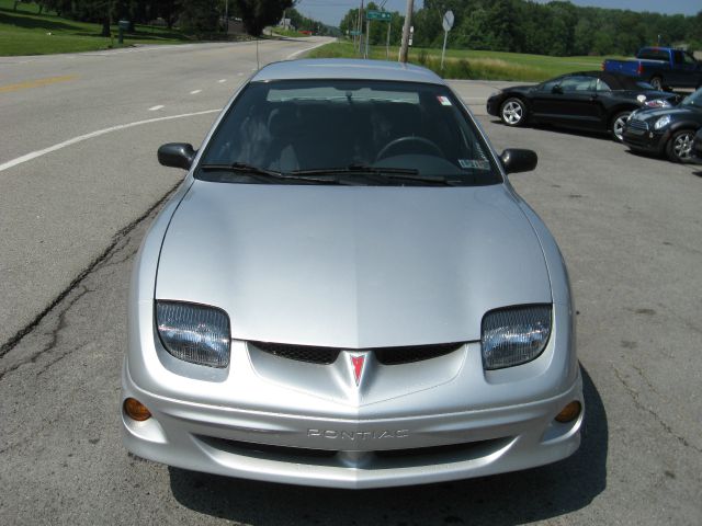 2002 Pontiac Sunfire Sport -5 Speed-stick-4x4