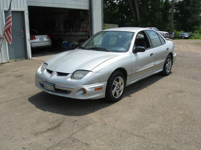 2002 Pontiac Sunfire Sport -5 Speed-stick-4x4