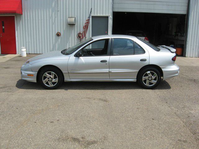 2002 Pontiac Sunfire Sport -5 Speed-stick-4x4