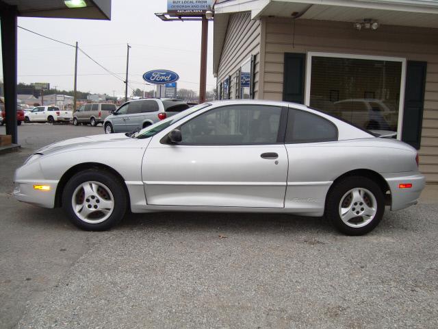 2004 Pontiac Sunfire Unknown