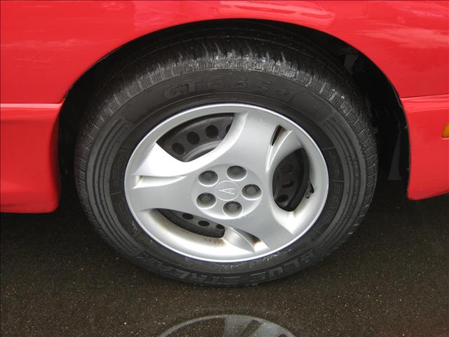 2004 Pontiac Sunfire Base