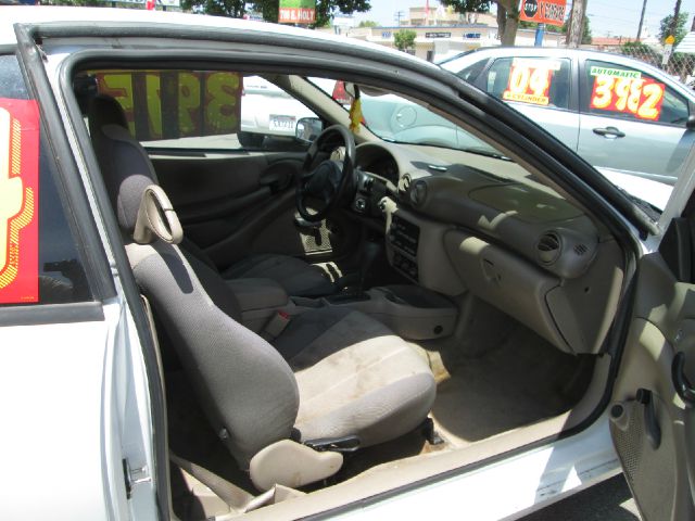 2004 Pontiac Sunfire 5 Door Quad Seating