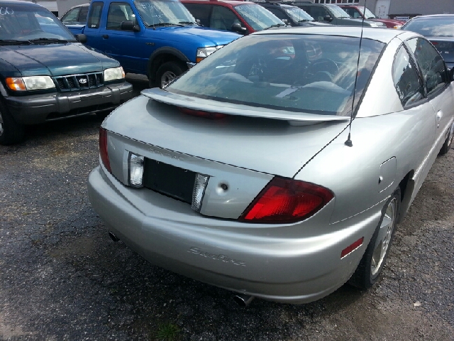 2005 Pontiac Sunfire 5 Door Quad Seating