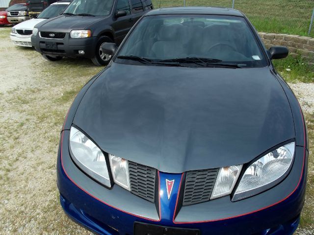 2005 Pontiac Sunfire 5 Door Quad Seating