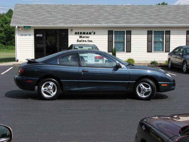 2005 Pontiac Sunfire Base