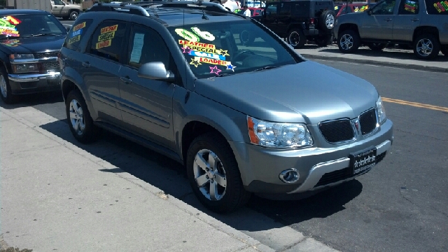 2006 Pontiac Torrent EX - DUAL Power Doors