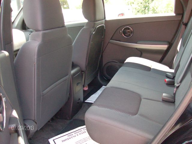2006 Pontiac Torrent EX - DUAL Power Doors