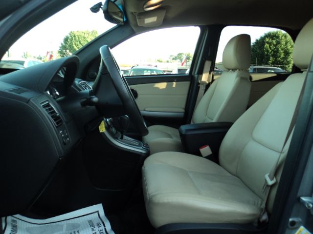 2006 Pontiac Torrent EX - DUAL Power Doors