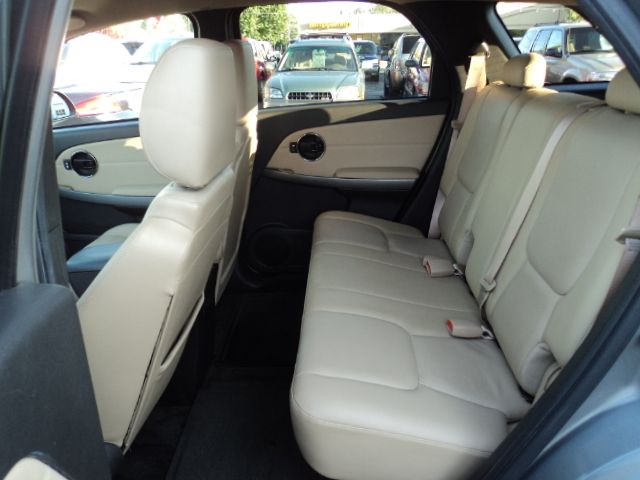 2006 Pontiac Torrent EX - DUAL Power Doors